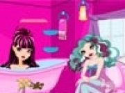 Jouer à Ever After High Bathroom Cleaning