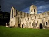 Jouer à jigsaw: fountains abbey