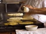 Jouer à Jigsaw: making tortillas