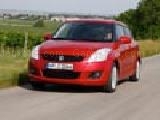 Jouer à Puzzles red suzuki swift