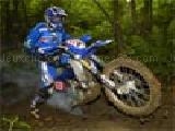Jouer à Motocross bike in the mud