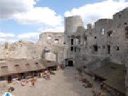 Jouer à Ogrodzieniec castle