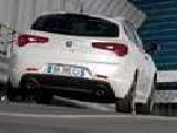 Jouer à Alfa romeo giulietta
