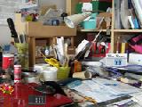 Jouer à Messy office room