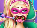 Jouer à Super barbie throat doctor