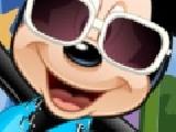 Jouer à Disney mickey mouse dress up