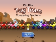 Jouer à Dirt bike tug team comparing fractions
