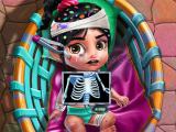 Jouer à Vanellope injured emergency