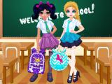 Jouer à Jacqueline and eliza school bag design contest